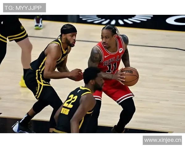 科尔强调持球人防守期待穆迪波杰库明加梅尔顿在赛季中的出色表现 科尔强调持球人防守期待穆迪波杰库明加梅尔顿在赛季中的出色表现