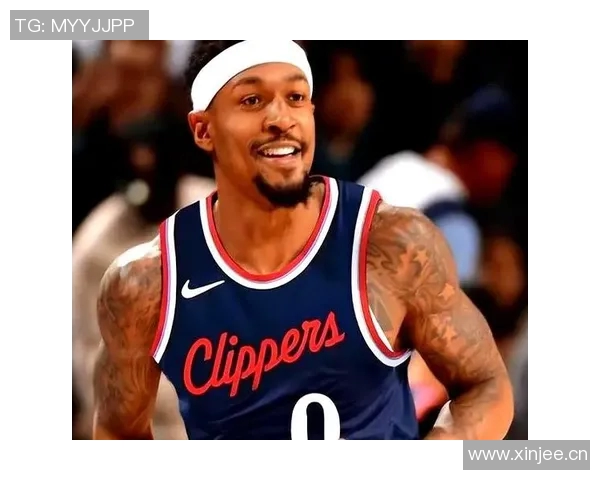 比尔复出状态仍需调整8投仅3中贡献9分1板2助助力球队 比尔复出状态仍需调整8投仅3中贡献9分1板2助助力球队