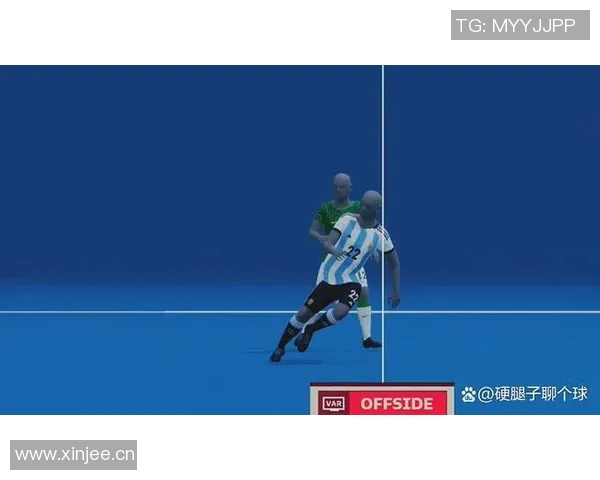 哈曼批评裁判缺乏VAR执法能力质疑迪亚斯越位判罚影响比赛公正性