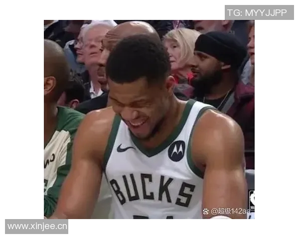 字母哥上半场表现平平仅得10分3板3助2断球队需更强支持