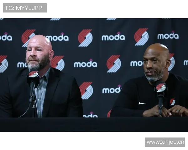 杨瀚森的活力与激情让比卢普斯赞不绝口的瞬间